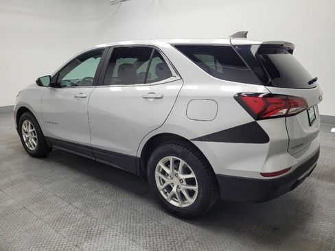 Used 2022 Chevrolet Equinox LT AWD/4WD image 3