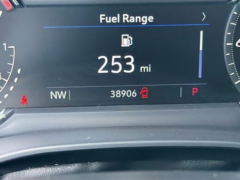 Used 2023 Cadillac XT5 Premium Luxury image 38