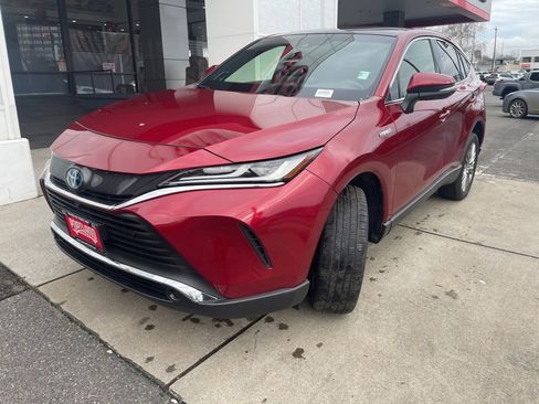 Used 2021 Toyota Venza Limited image 60