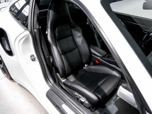 Used 2018 Porsche 911 Turbo S AWD/4WD image 30