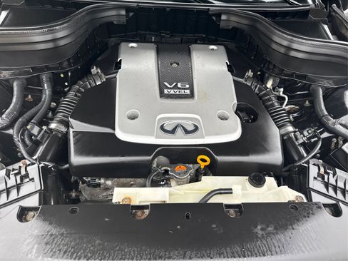 Used 2014 INFINITI QX50 Journey w/ Premium Package image 22