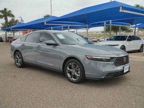 Used 2024 Honda Accord EX-L image 3