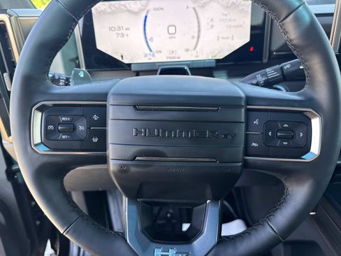 Used 2025 GMC Hummer EV 3X AWD/4WD image 29