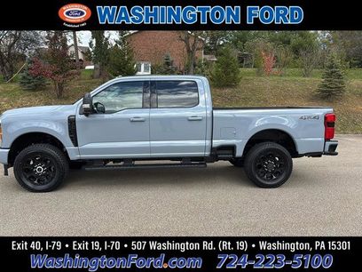 New 2026 Ford F350 Lariat w/ Black Appearance Package