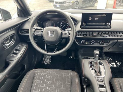 Certified 2024 Honda HR-V Sport image 7