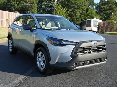 Used 2026 Toyota Corolla Cross L FWD image 1