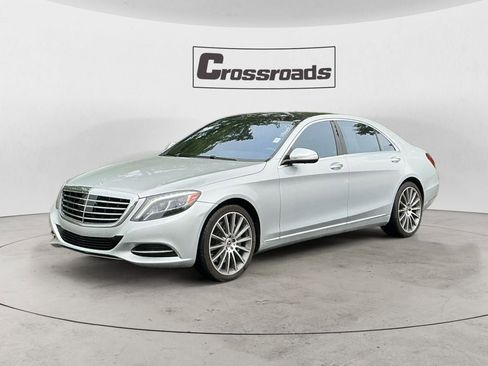 Used 2017 Mercedes-Benz S 550 Sedan image 1