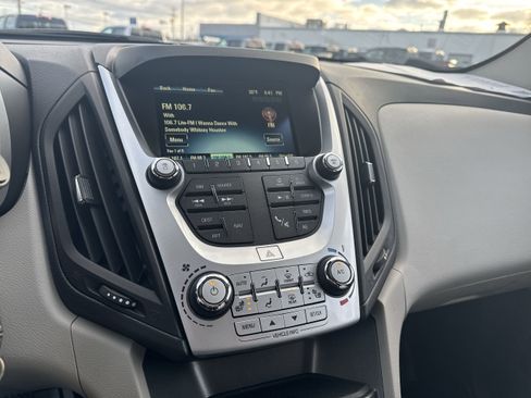 Used 2017 Chevrolet Equinox Premier w/ Enhanced Convenience Package image 13