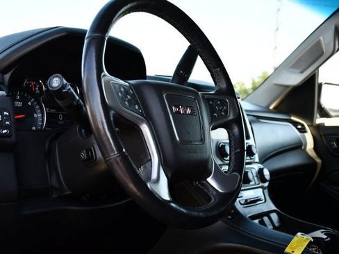 Used 2020 GMC Yukon SLT AWD/4WD image 14