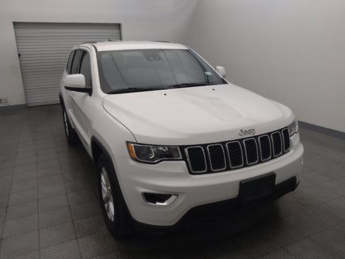 Used 2022 Jeep Grand Cherokee Laredo X RWD image 14
