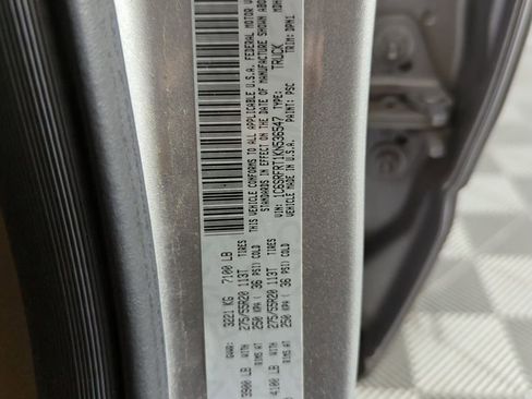 Used 2019 RAM 1500 Laramie image 24