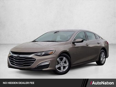 Used 2023 Chevrolet Malibu LT FWD image 1
