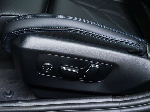 New 2026 BMW i5 M60 AWD/4WD image 21
