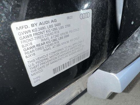 Used 2023 Audi Q5 2.0T Premium w/ Convenience Package image 18