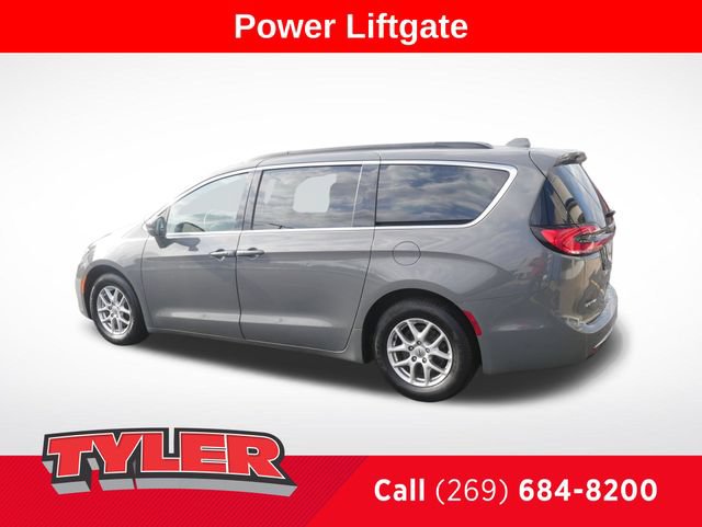 Used 2022 Chrysler Pacifica Touring-L FWD image 5