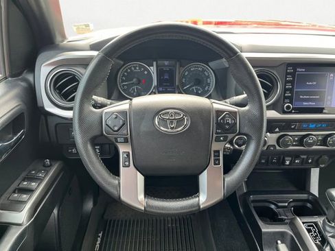Used 2020 Toyota Tacoma Limited image 13