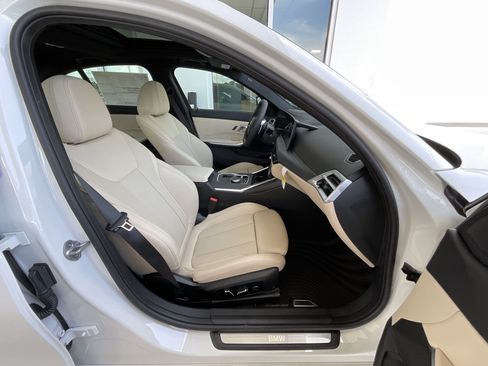 New 2026 BMW 330i Sedan w/ Convenience Package RWD image 22