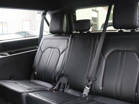 Used 2019 Ford Expedition Max Limited RWD image 22