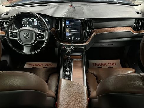 Used 2019 Volvo XC60 T5 Inscription w/ Protection Package Premier image 19