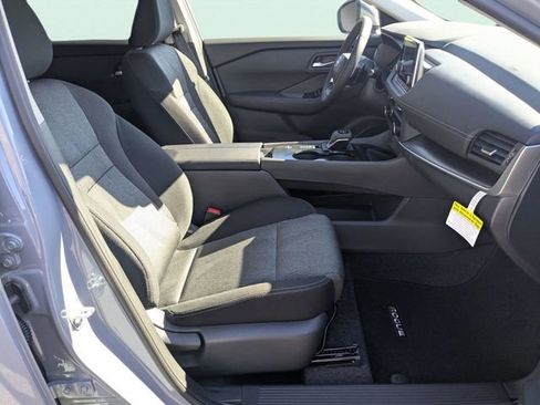 New 2026 Nissan Rogue SV w/ Cold Weather Package FWD image 33