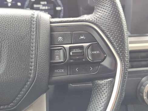Used 2024 Toyota Tacoma TRD Sport AWD/4WD image 29