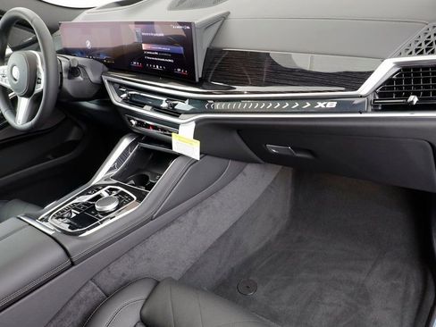 New 2026 BMW X6 xDrive40i image 21