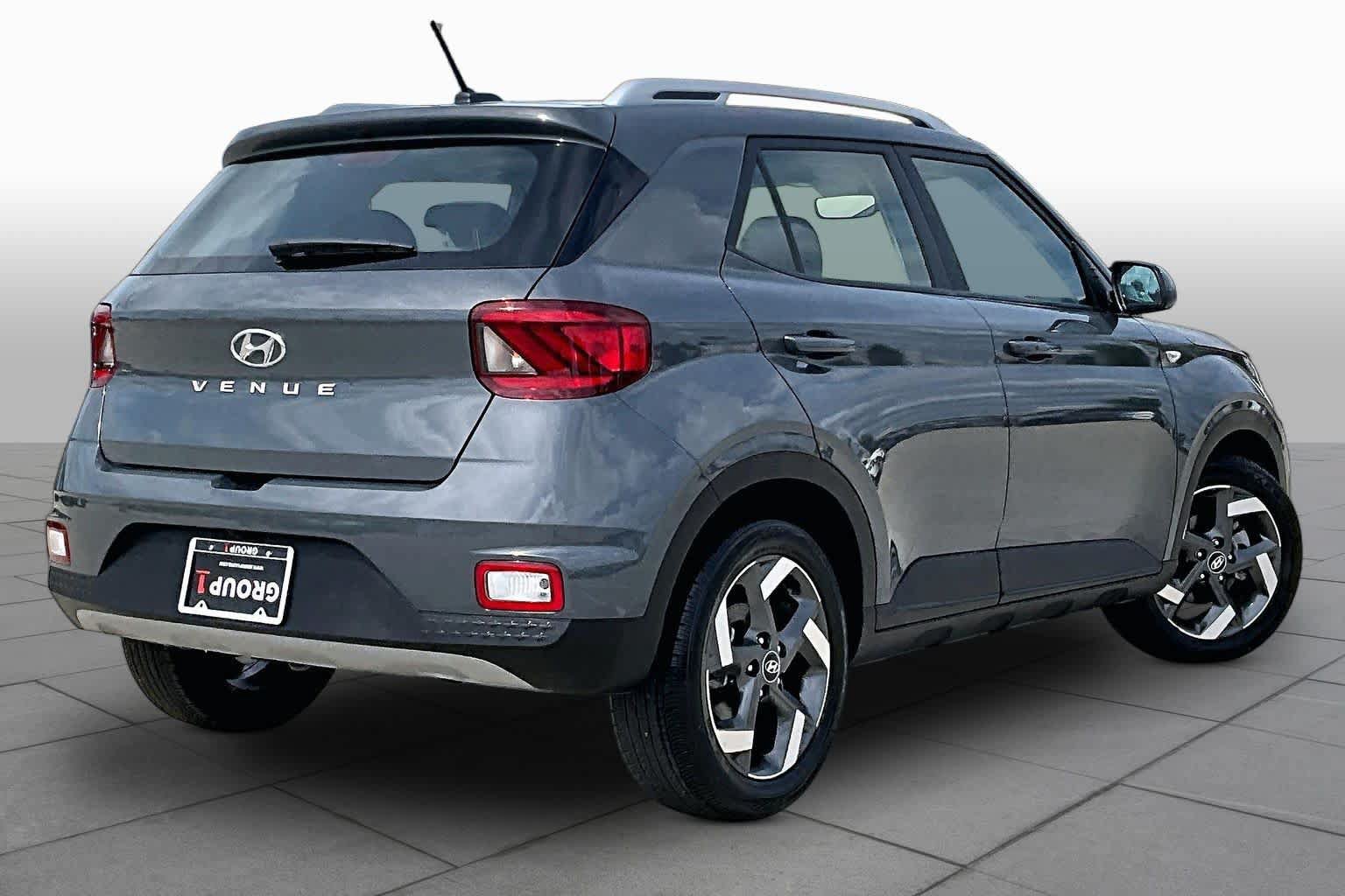 Certified 2026 Hyundai Venue SEL FWD image 13