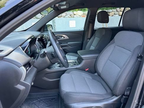 Used 2023 Chevrolet Traverse LT w/ LPO, Floor Liner Package AWD/4WD image 14