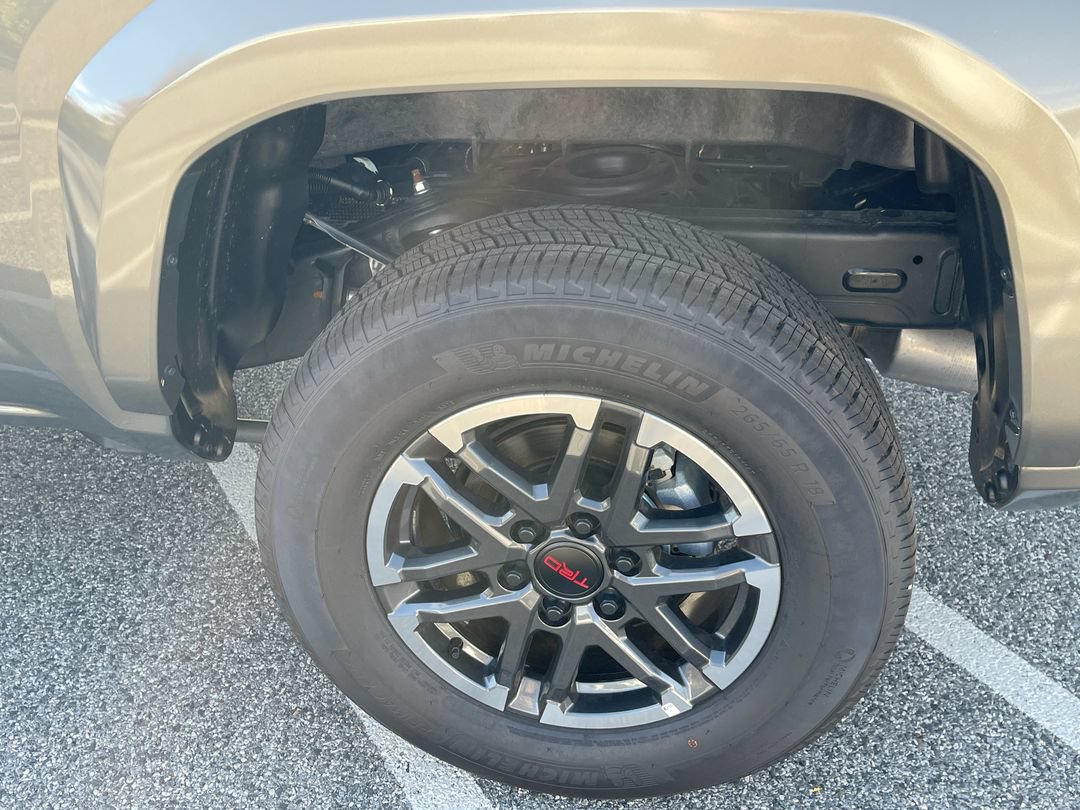 Used 2025 Toyota Tacoma TRD Sport AWD/4WD image 16