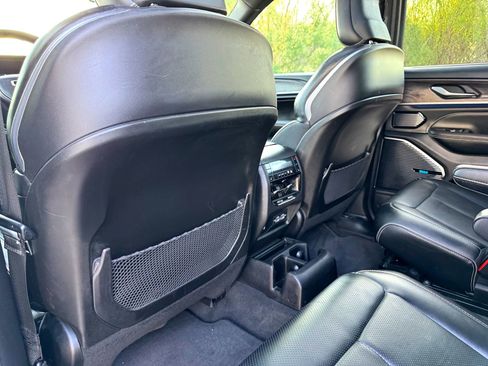 Used 2021 Jeep Grand Cherokee L Overland w/ Advanced Protech Group III image 22