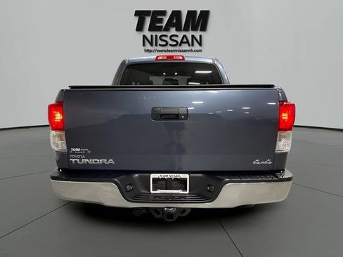 Used 2010 Toyota Tundra 4x4 CrewMax image 5