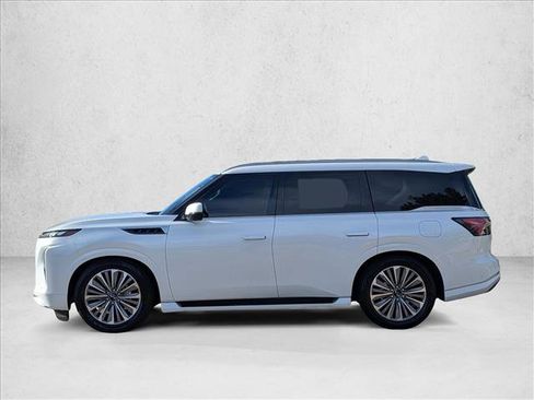 Used 2025 INFINITI QX80 Sensory image 8