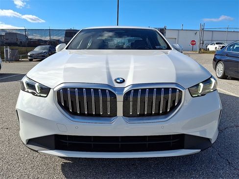 New 2026 BMW 530i xDrive 530i xDrive w/ Convenience Package image 5