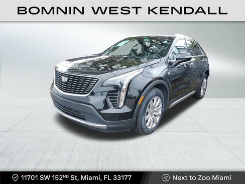 Used 2023 Cadillac XT4 Premium Luxury image 3