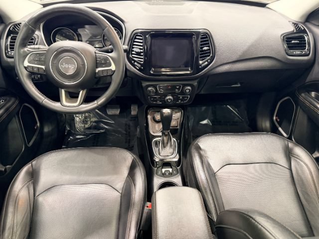 Used 2018 Jeep Compass Limited w/ Navigation Group AWD/4WD image 29