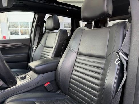 Used 2020 Jeep Grand Cherokee Limited X image 13