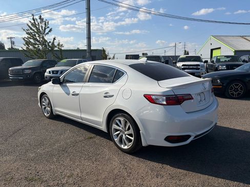 Used 2017 Acura ILX FWD image 5