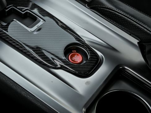 Used 2009 Nissan GT-R Premium image 36