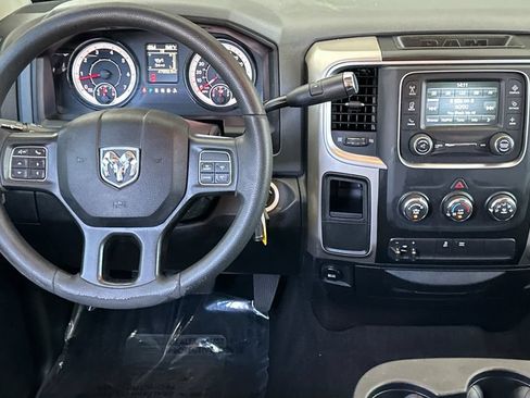 Used 2017 RAM 3500 SLT RWD image 14