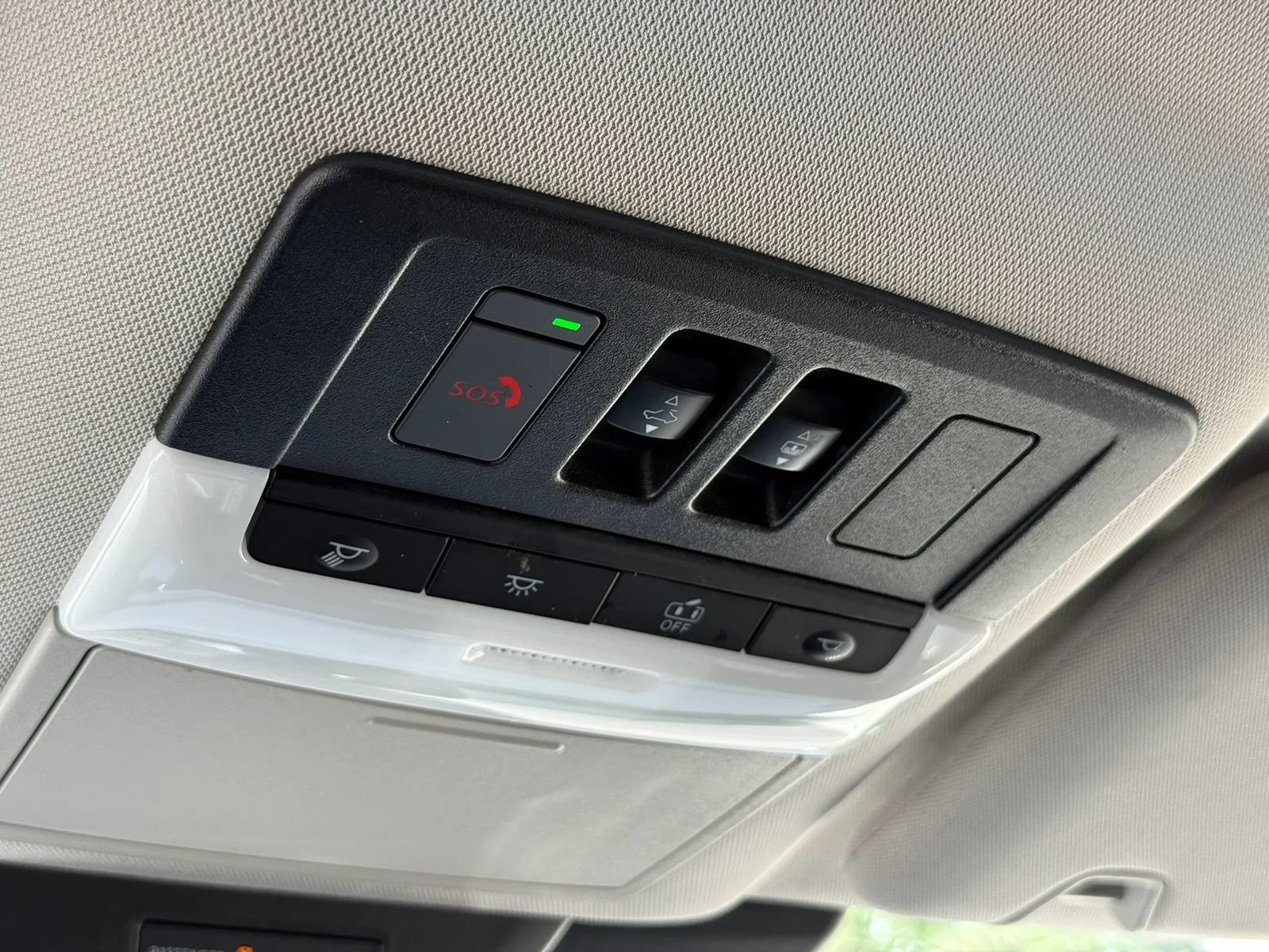 Used 2023 Nissan Pathfinder Platinum AWD/4WD image 30