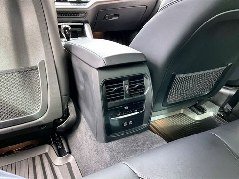 Used 2022 BMW 430i Coupe w/ M Sport Package image 37