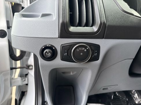 Used 2019 Ford Transit 150 XLT image 11