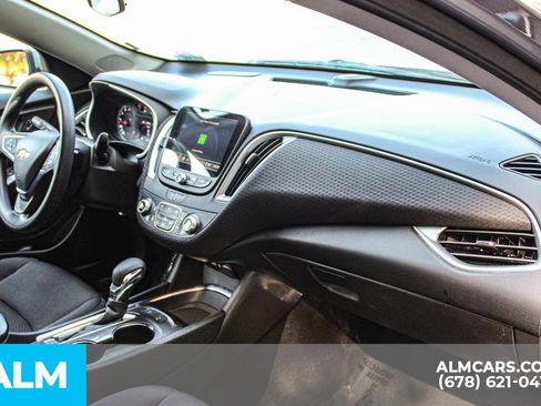 Used 2025 Chevrolet Malibu LT FWD image 22