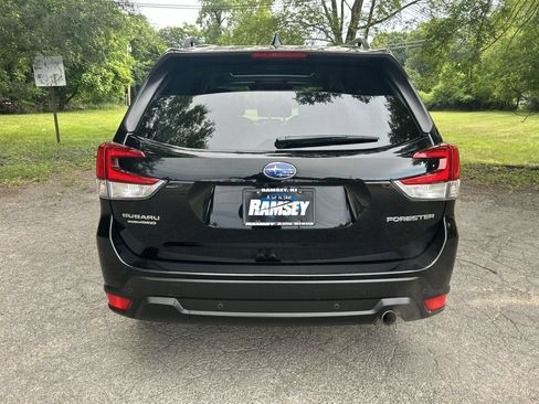 Used 2023 Subaru Forester Limited AWD/4WD image 7