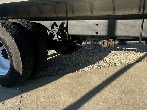 Used 2015 Ford F650 2WD Regular Cab Super Duty image 5