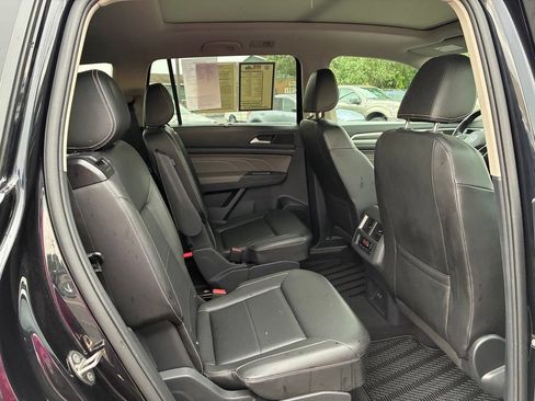 Used 2023 Volkswagen Atlas SEL R-Line AWD/4WD image 50