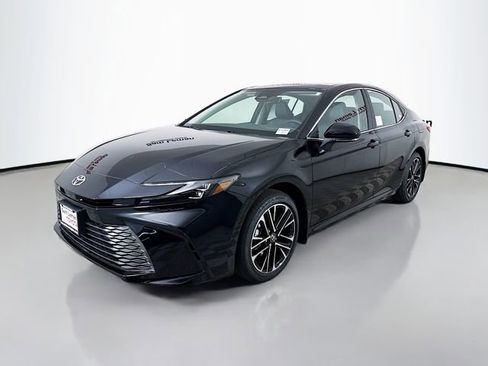 New 2026 Toyota Camry XLE AWD/4WD image 3