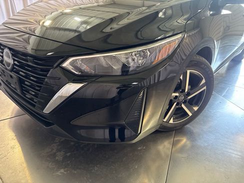 Used 2025 Nissan Sentra SV FWD image 7