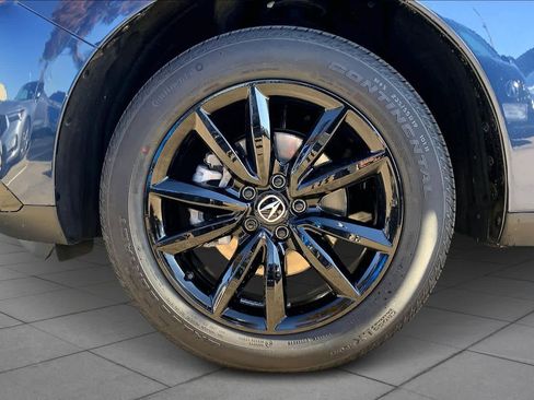 Used 2025 Acura RDX SH-AWD image 9