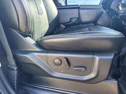 Used 2021 Ford F250 Lariat image 13